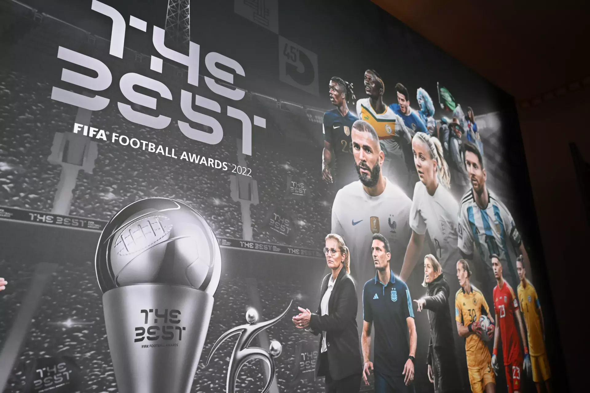 Fifa сборные. Символическая сборная ФИФА 2022. The best FIFA Football Awards 2022. Лучший игрок ФИФА 2022. FIFA the best 2023.