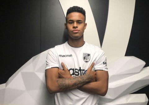 Κρίστοφερ Ολιβάρες