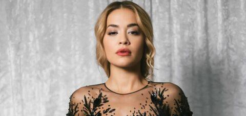 Ρίτα Όρα: Φωτογραφήθηκε με προκλητικό φόρεμα στο πλάι του Πρίγκιπα Χάρι!