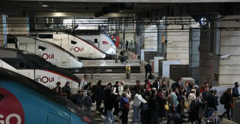 Ολυμπιακοί Αγώνες 2024: Παρέλυσε το δίκτυο γρήγορων τρένων στο Παρίσι - Χάος στις συγκοινωνίες