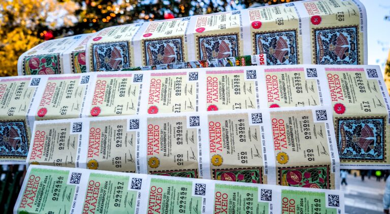 Κλήρωση Πρωτοχρονιάτικου Λαχείου: Πότε θα διεξαχθεί - Πόσα χρήματα μοιράζει