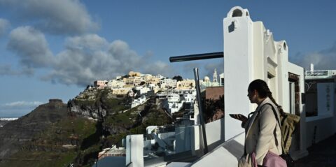 Σαντορίνη: Στον ρυθμό των Ρίχτερ εξακολουθούν να "χορεύουν" οι Κυκλάδες - Αλλεπάλληλες σεισμικές δονήσεις