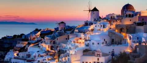 Καθηγητής Γεωλογίας για Σαντορίνη: «Οι σεισμοί προέρχονται από την άνοδο της λάβας ηφαιστείου»