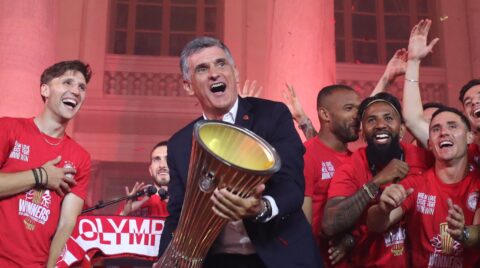 Ολυμπιακός: Οι 365 μέρες του Μεντιλίμπαρ στον ερυθρόλευκο πάγκο