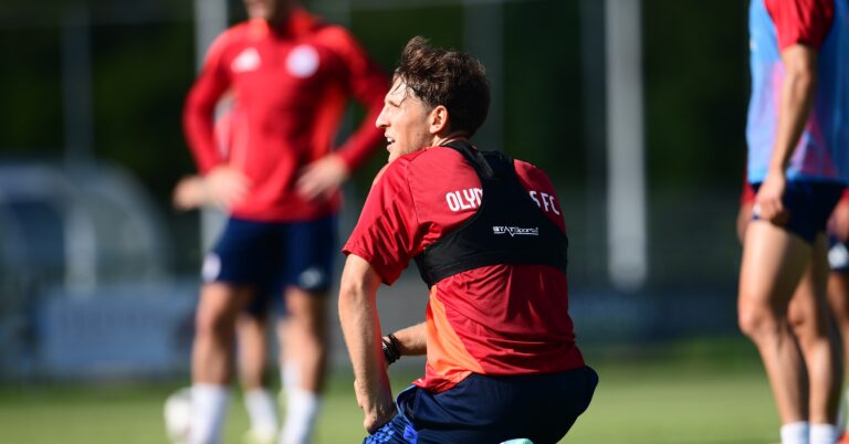 Ποδόσφαιρο: Τι είναι όλα αυτά τα γκάτζετς που φορούν οι ποδοσφαιριστές;