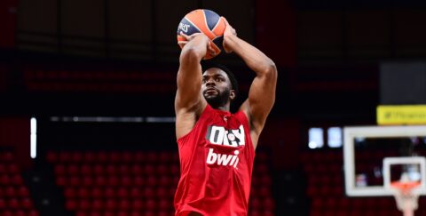 Ολυμπιακός: Ο Κίναν Έβανς είναι εδώ - Μπήκε στην αποστολή για το ματς με την Άλμπα