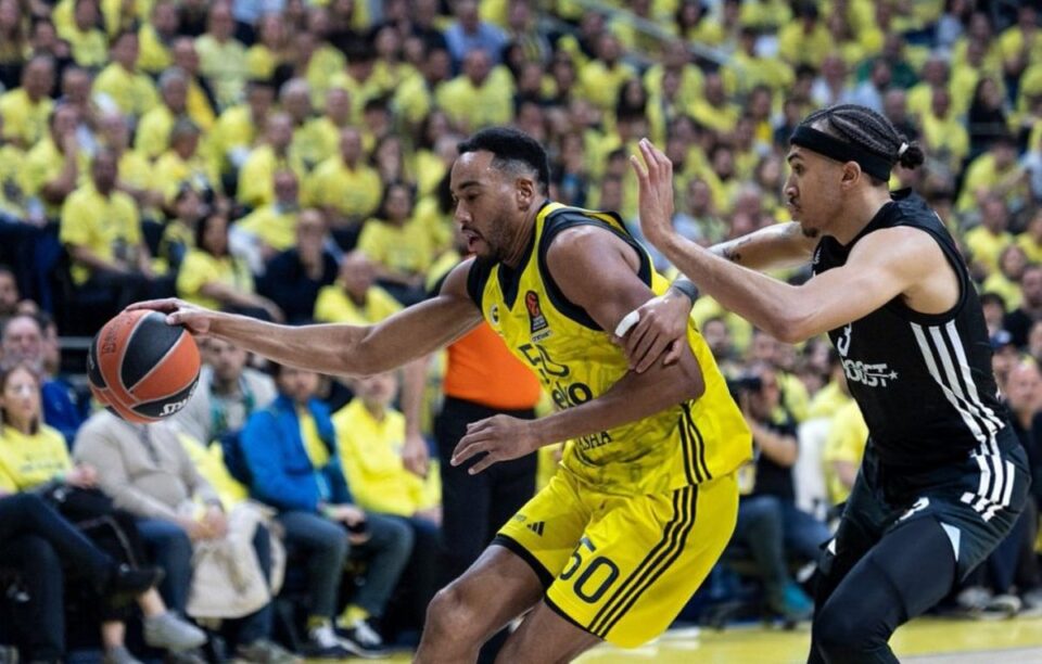 Φενέρμπαχτσε-Παρί