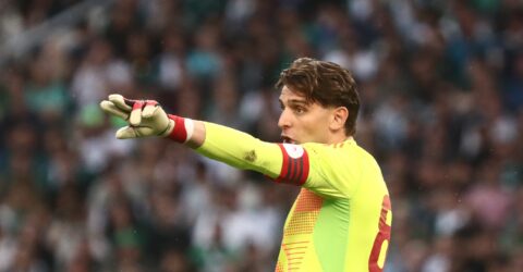 Ολυμπιακός: Η αποθέωση του Τζολάκη, τα μπράβο του Μεντιλίμπαρ και το μήνυμα για τον τελικό