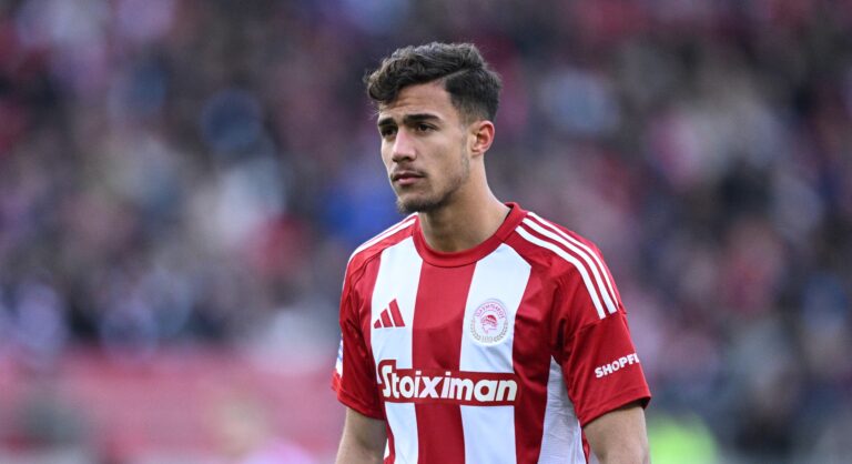 Ολυμπιακός Μεταγραφές: Έτσι έπεισε η Μπράιτον και τον Κωστούλα