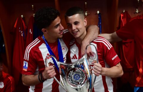 Golden Boy 2025: Υποψήφιοι για το βραβείο της Tuttosport οι Μουζακίτης, Κωστούλας - Σε εξέλιξη η ψηφοφορία!