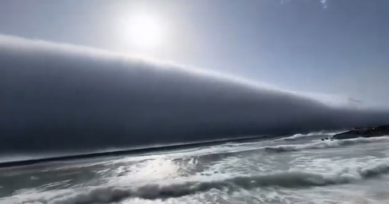 Σεισμός: Μετά τα 8.8 ρίχτερ έγιναν δεκάδες μετασεισμοί - Συγκλονιστικά βίντεο με τσουνάμι έώς και 4 μέτρα