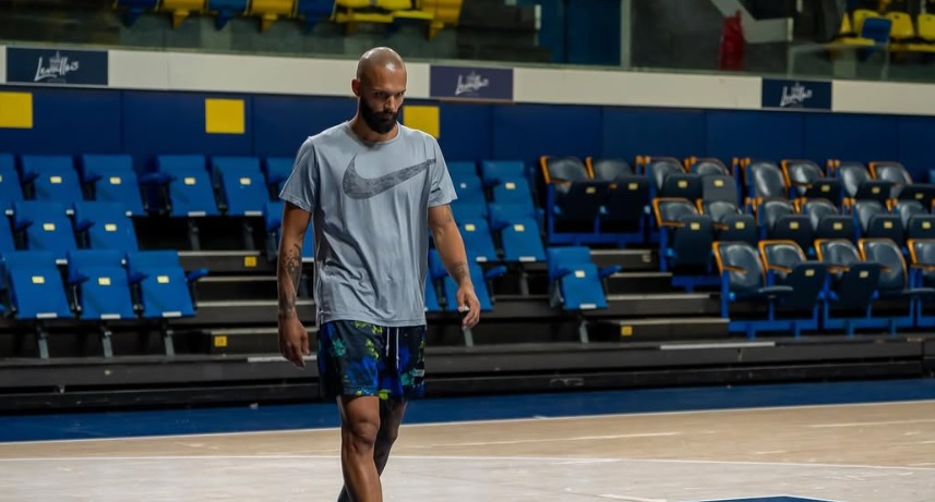 Ολυμπιακός: Ο Εβάν Φουρνιέ συνεχίζει τη σκληρή δουλειά του