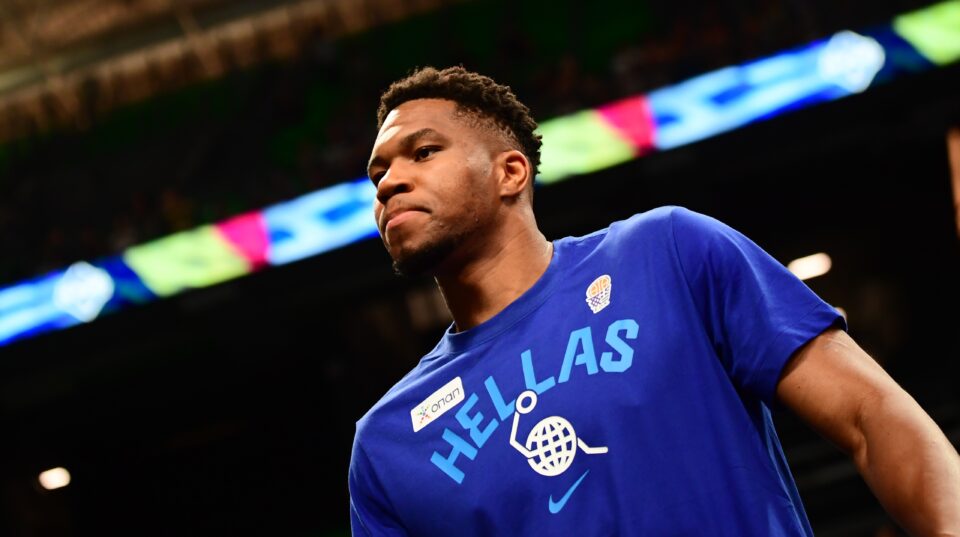 Γιώργος Χελάκης: Που είναι ο Γιάννης Αντετοκούνμπο;