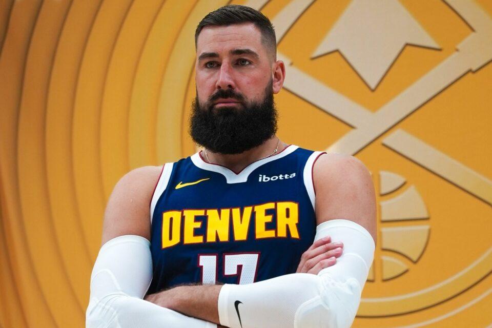 Βαλαντσιούνας