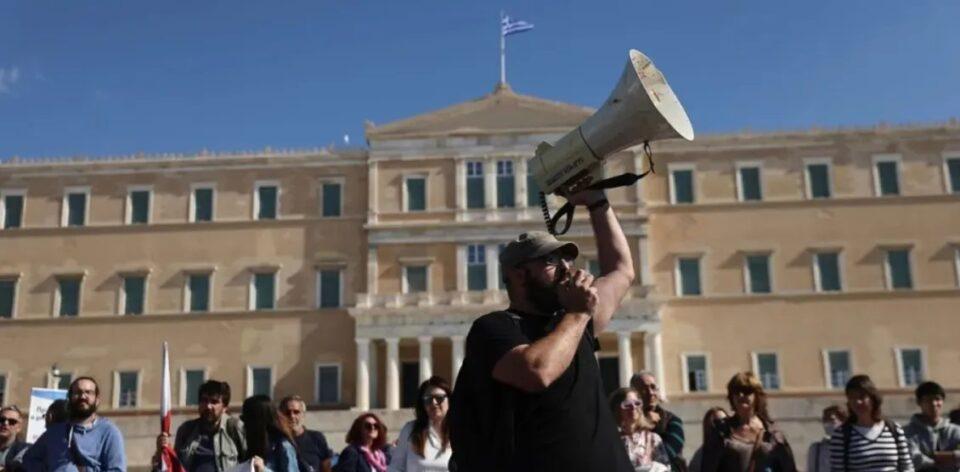 Απεργία 1ης Οκτωβρίου: «Παραλύει» η χώρα, πως θα λειτουργήσουν μετρό, τρένα λεωφορεία - Οδηγός επιβίωσης και για υπηρεσίες (video)