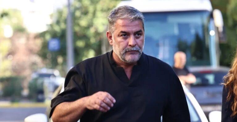 Βασίλης Μπισμπίκης: Κέρασε γλυκά και ζήτησε συγγνώμη από όσους υπέστησαν ζημιές