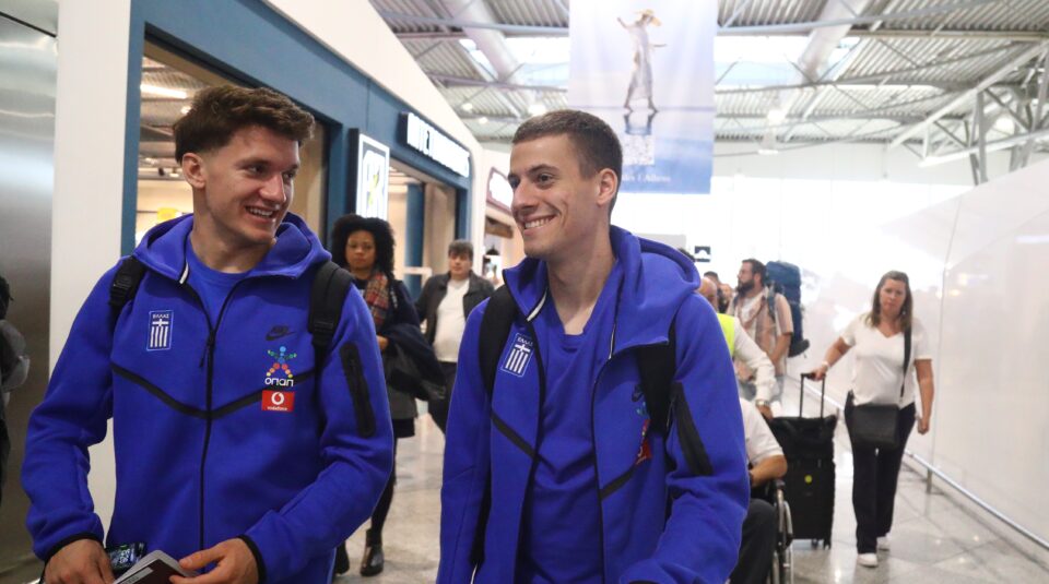 Εθνική Ελλάδος: Το συγκινητικό μήνυμα του πιλότου προς τους διεθνείς (video)