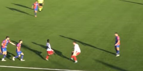 Viral: Παίκτης του ΠΑΟ Ρουφ δεν κατάλαβε το fair play, σκόραρε κι έγινε χαμός! (video)