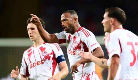 Ολυμπιακός: Η Marca στο live της αποθέωνε τους ερυθρόλευκους και τον Μεντιλίμπαρ στο 3-1