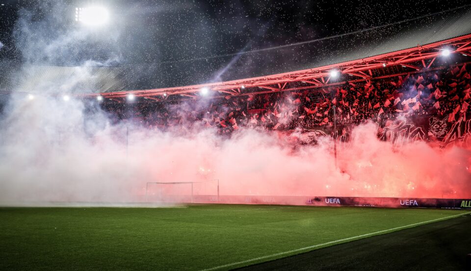 UEFA: Τιμωρία στη Φέγενορντ από το ματς με τον Παναθηναϊκό