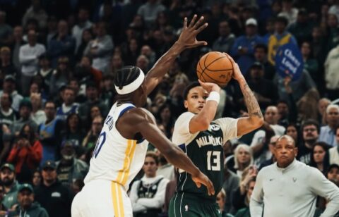 NBA: Σούπερ ξεκίνημα για τους Μπακς, «κατάπιαν» τους Γουόριος και χωρίς Γιάννη Αντετοκούνμπο (video)