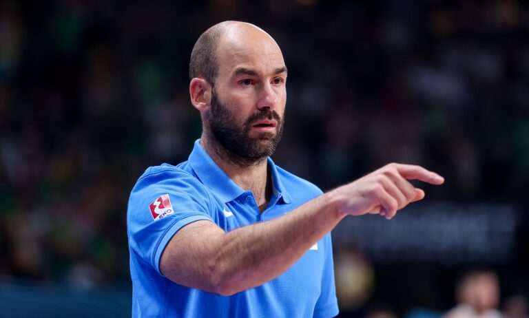 Εθνική Ελλάδος: Επίσημη η ανανέωση της συνεργασίας με τον Σπανούλη - Το κάλεσμα σε Ολυμπιακό, Παναθηναϊκό AKTOR