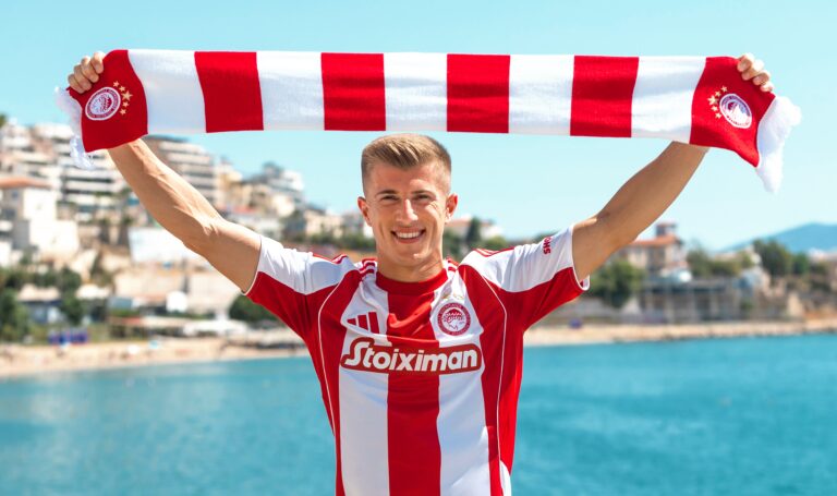 Ολυμπιακός: Η ιδιαίτερη ατάκα του Κοστίνια για το νέο συμβόλαιο!