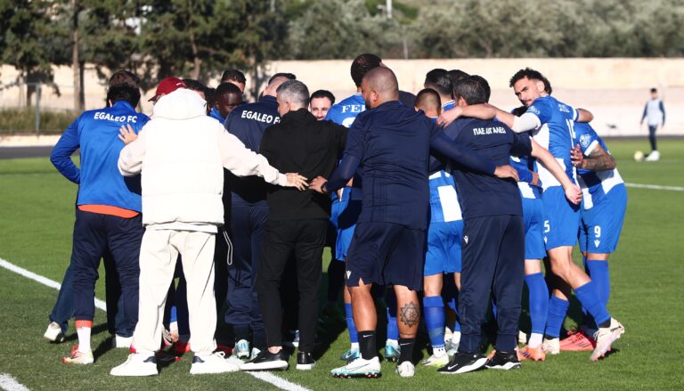 Αιγάλεω: Χαμός με τον πρόεδρο που χτυπάει παίκτες, νέα καταγγελία