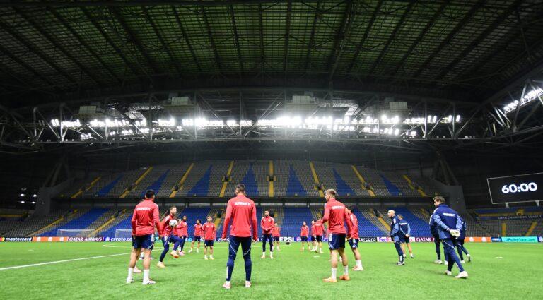 Ολυμπιακός: Η αίσθηση του κλειστού γηπέδου και η τεράστια αντίθεση της θερμοκρασίας