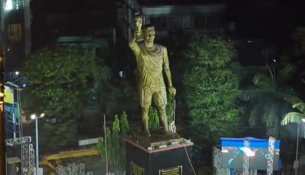 Λιονέλ Μέσι: Το άγαλμα - γίγαντας που θα του αφιερώσουν στην Ινδία (video)