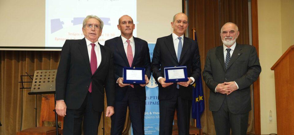 Ολυμπιακός: Οι Παναγιώτης και Γιώργος Αγγελόπουλος βραβεύτηκαν για τις δράσεις τους στον αγώνα κατά του καπνίσματος