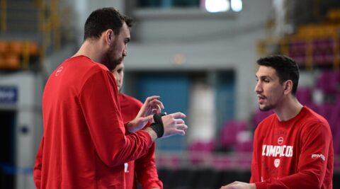 Ολυμπιακός: Έβαλε το νάρθηκα ο Μιλουτίνοφ και παίζει στον τελικό!