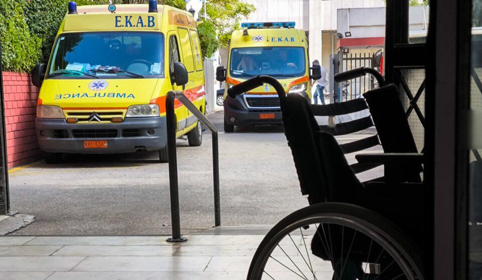 Λουτράκι: Νεκρός 17χρονος από μαχαιριές - Τραυματίας ακόμα ένας ανήλικος