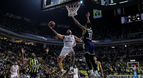 Αθλητικές μεταδόσεις: Που θα δείτε το Ολυμπιακός - Φενέρμπαχτσε και τα ματς του Champions League