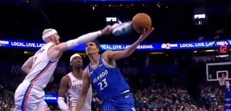 NBA: Απίθανη και πρωτόγνωρη φάση στο Ορλάντο Μάτζικ - Θάντερ