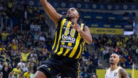 Euroleague: Ο Μπόνζι Κόλσον κάνει βαλίτσες για Βελιγράδι