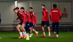 Ολυμπιακός: Οι παίκτες και το μήνυμα των φιλάθλων