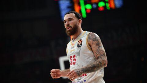 Euroleague: Οι ποινές που προβλέπονται για τον Μάικ Τζέιμς ενόψει του Game 3 με τον Ολυμπιακό